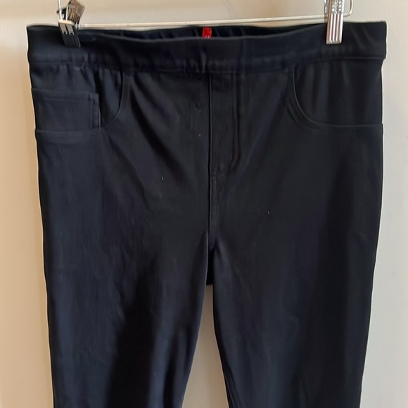 SPANX Jean-ish Ankle Leggings Pants Size Large Black Back Pockets - Picture 3 of 11